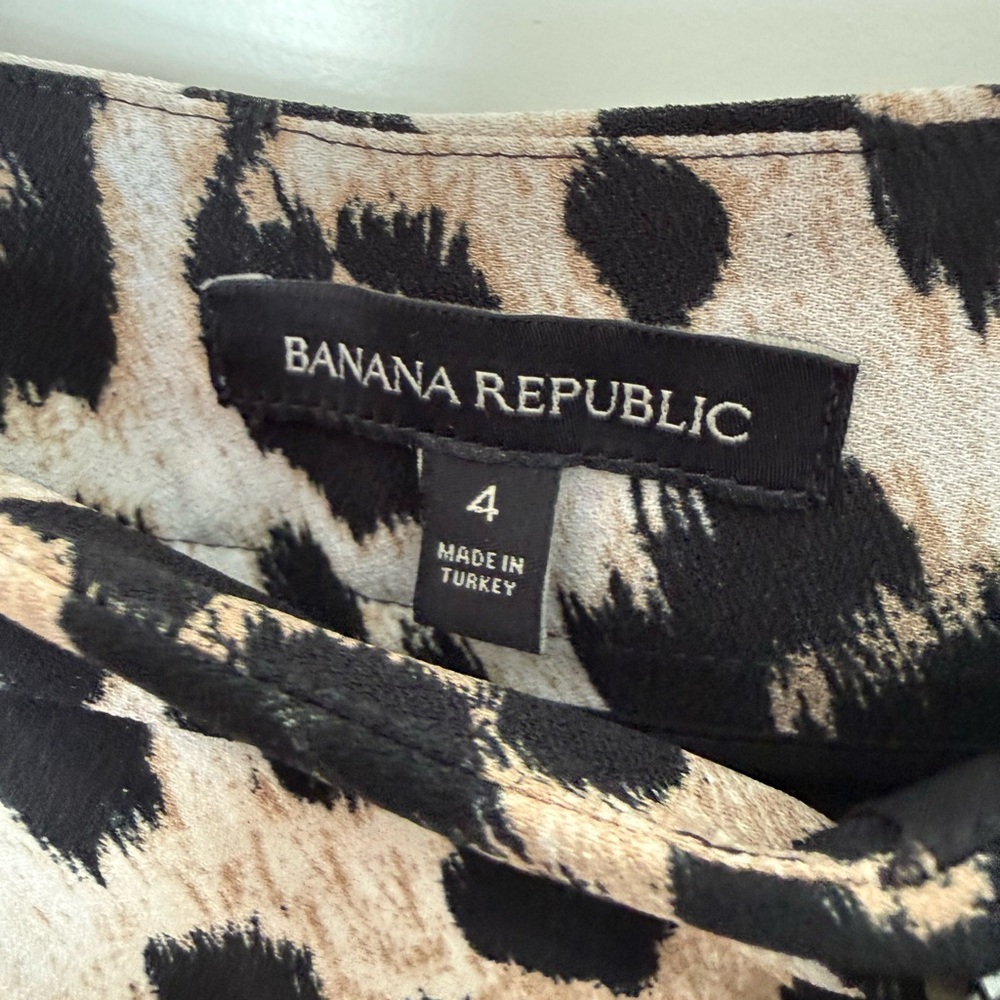 Banana Republic Leopard Print Wide Leg Pants. Size 4. NWOT. - Picture 2 of 6